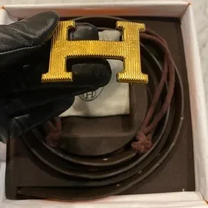 AUTHENTIC Hermès Constance Reversible Belt Kit - Gold❤️‍? Hermes | Accessories | Authentic Herms Constance Reversible  main image 3